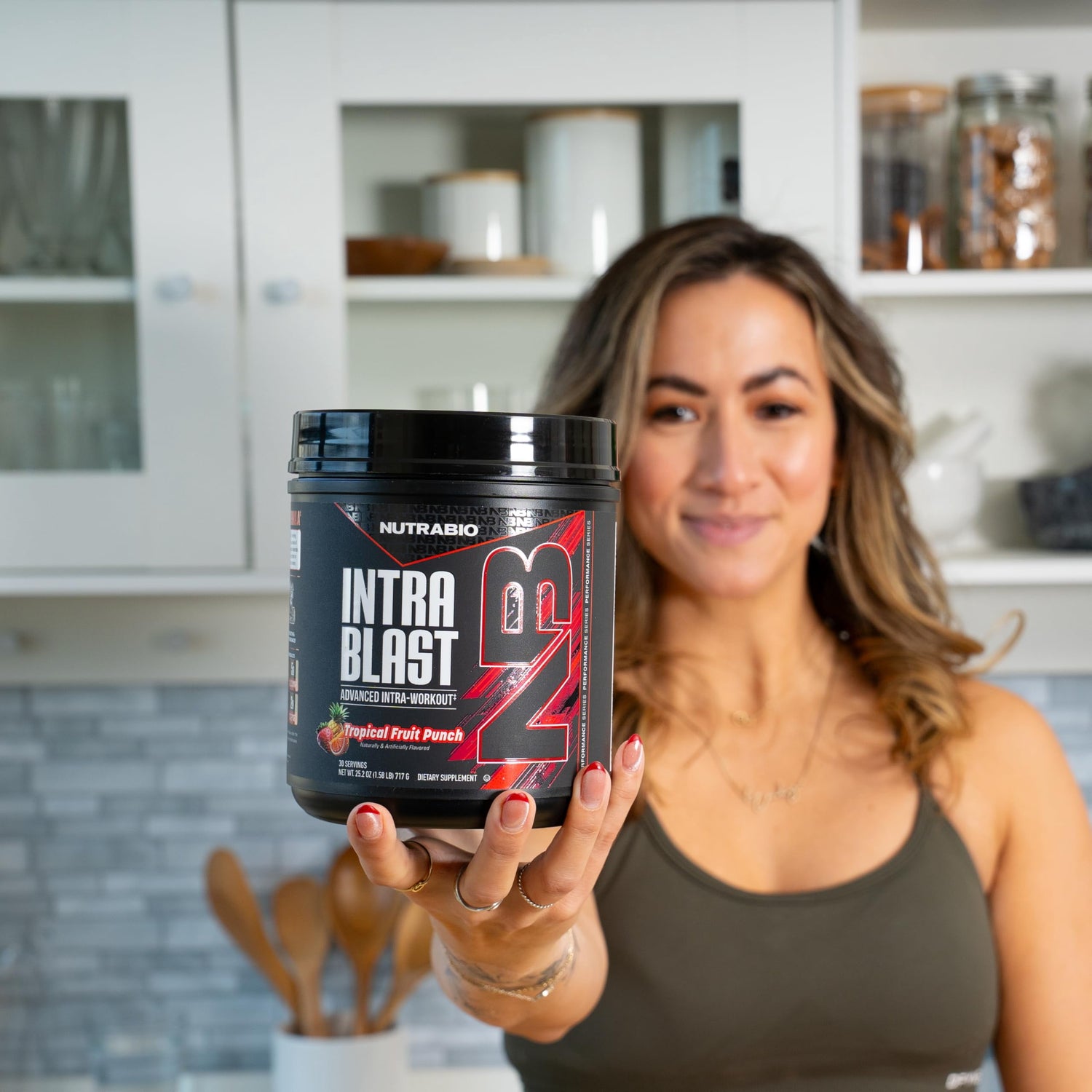 Intra Blast BCAA EAA Electrolyte and Hydration Powder - Amino Acid Supplement, EAA/BCAA Powder - Non-Gmo and Gluten Free - Tropical Fruit Punch - 30 Servings