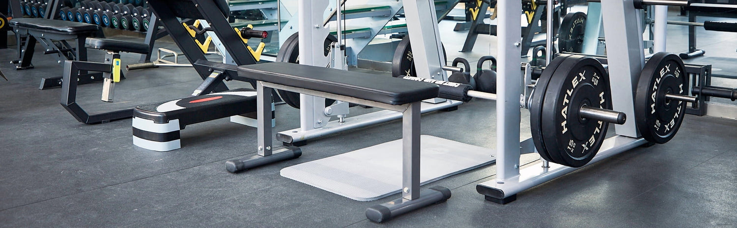 Heavy Duty Adjustable and Foldable Utility Weight Bench, Flat, 600-Pound Capacity