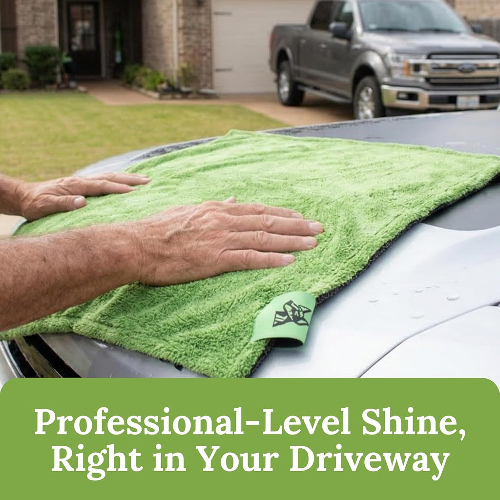XL Car Drying Towel for Trucks – 1200 GSM Twisted Loop Microfiber, 24" X 45" Edgeless, Scratch-Free