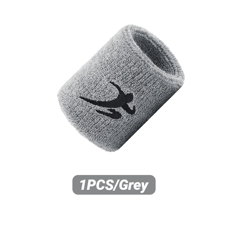 Fashion Sports Wristbands for Men and Women Running Basketball Fitness Tennis Badminton Towels Breathable Sweat Absorbing