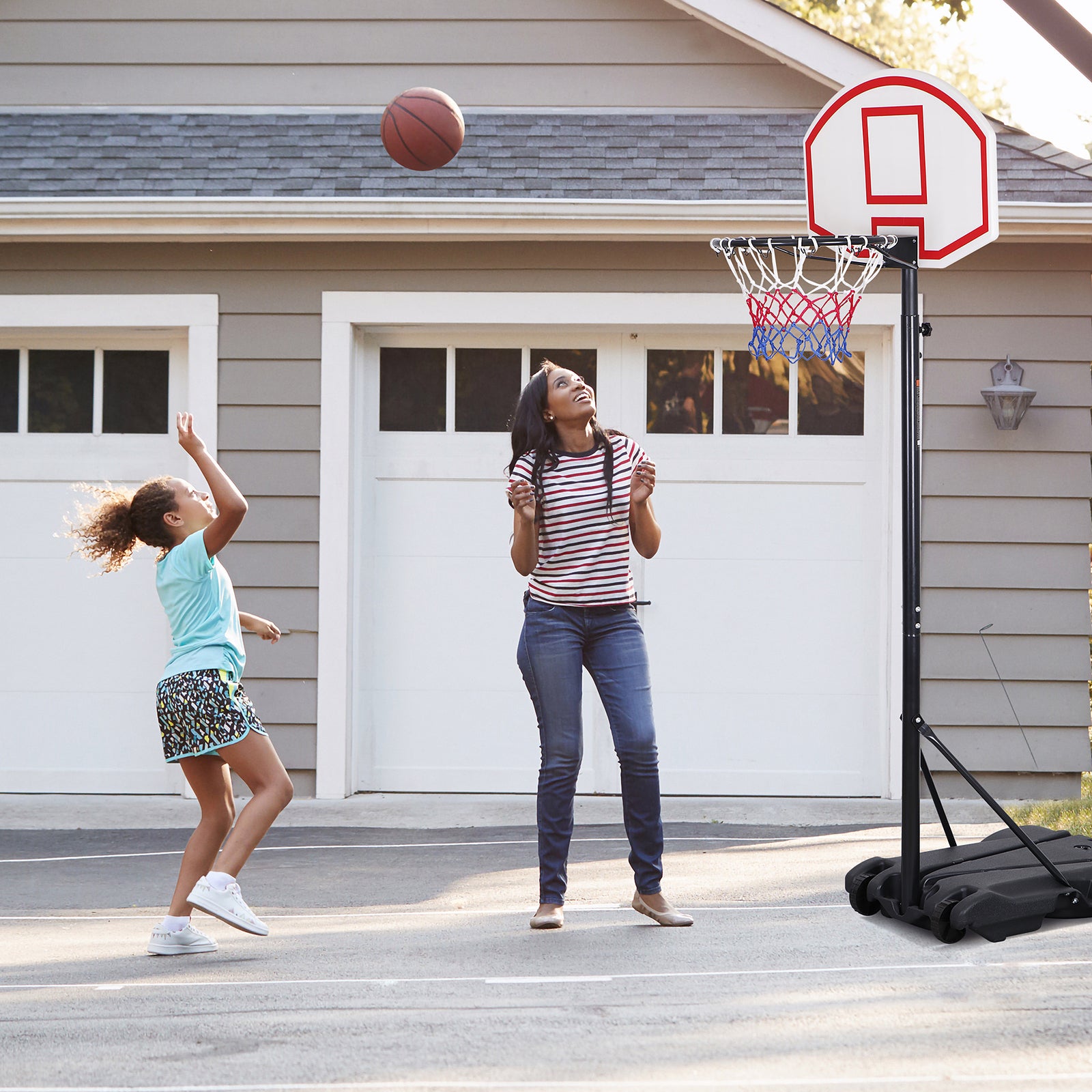 Basketball Hoop Outdoor Adjustable 5.5-7 Ft Portable Basketball Goals Stand Kids