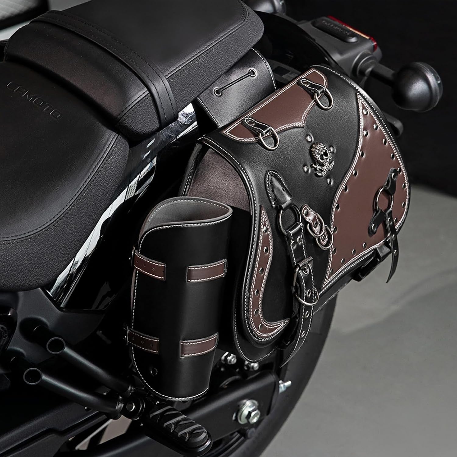 Motorcycle Saddlebags, 30L Leather Waterproof Side Saddle Bags with Cup Holder, Universal Powersports Saddlebags for Harley Davidson Sportster Dyna Softail Honda Shadow Rebel Yamaha Kawasaki Vulcan