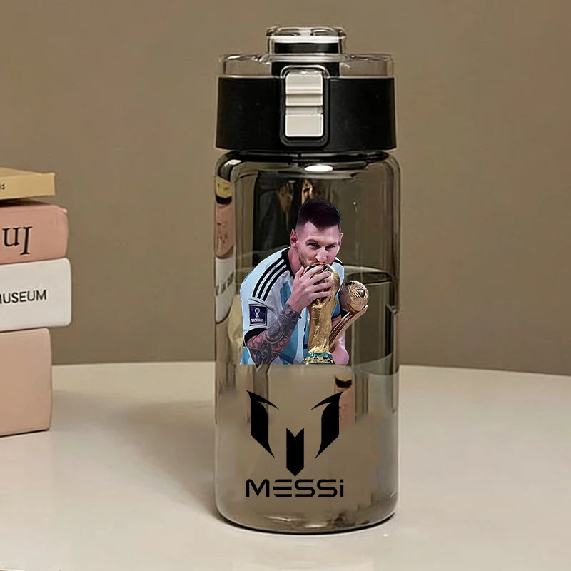 600ML CR7 Sports Water Bottles Cartoon Football Star Ronaldos Large Water Cups New Outdoor Transparent Drinking Bottle Kids Gift