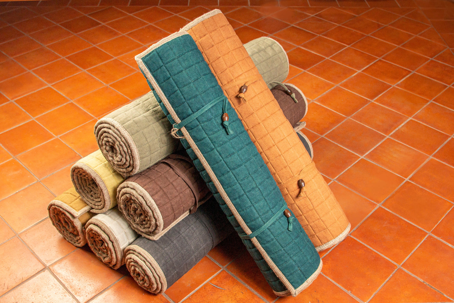 Wild Hemp Yoga Mat. 100% Handmade, Eco Friendly, Natural and Biodegradable. Naturally Rubber &amp; Latex Free